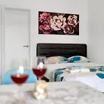 Konukevi Casa Del Porto -